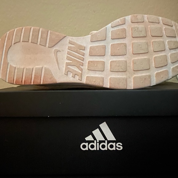 nike tajun - Picture 4 of 4